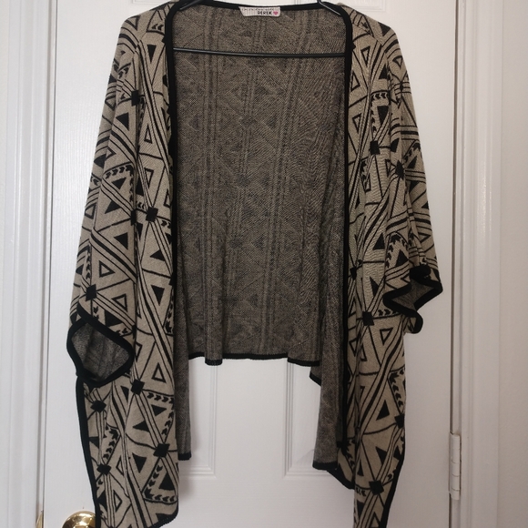Derek women's kimono OS - Picture 4 of 7